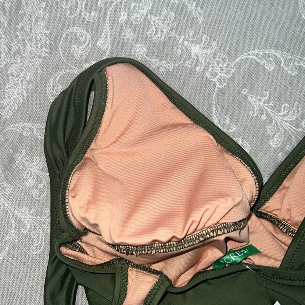 NWT! Flattering J.Crew Olive Green One-Piece Swimsuit - Size 0 - Picture 6 of 7